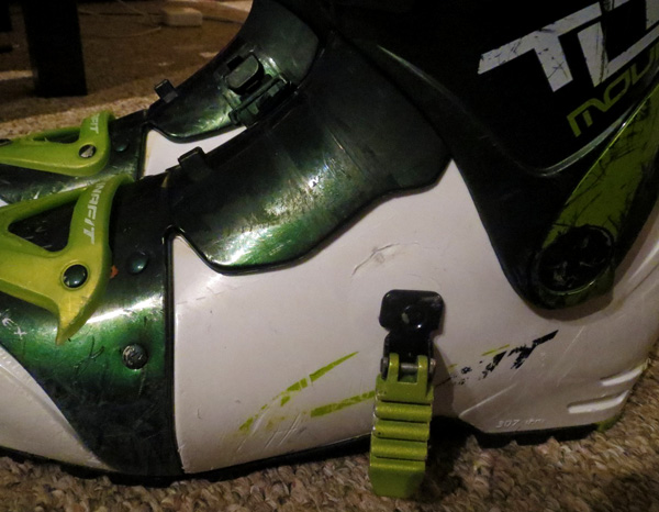mountaineering boots with wide toe box