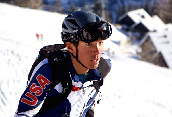 Jason Dorais couple of minutes after the start. Photo by Eric Carter.