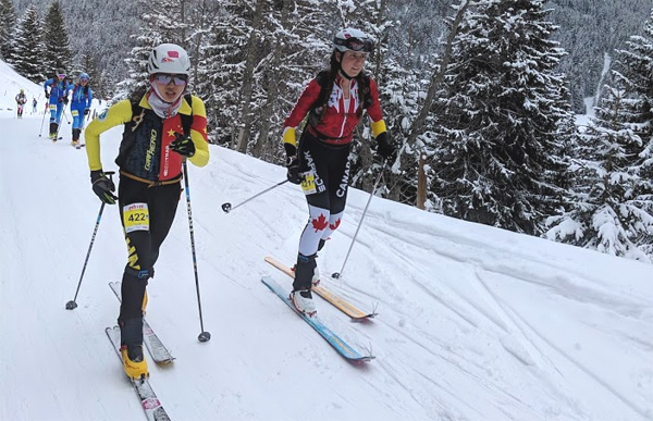 Canadian cadet Ema Chlepkova on the right.